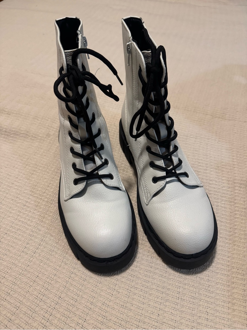 White Lace-Up boots
